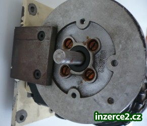 elektromotor+převodovka_2 179715_2.jpg