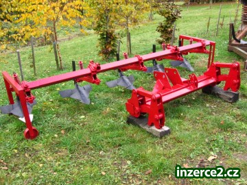 Všerob P-320+hrobkovací tělesa se šípovými radličkami_1 181062_1.jpg