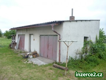 Rodinný dům v Dolních Ředicích_2 181630_2.jpg
