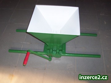 mlýnek na hrozny_1 182005_1.jpg