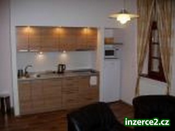 Pronájem krásného bytu 1+kk v centru Hradce Králové_1 182063_1.jpg