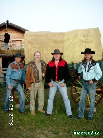 BASKYTARISTA DO COUNTRY KAPELY_1 182560_1.jpg