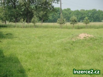 Prodej pozemku v Lučicích u Chlumce nad Cidlinou_1 182910_1.jpg