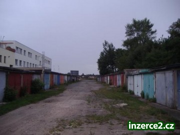 Prodej řadové garáže na Pouchuvě vedle letiště_1 183070_1.jpg