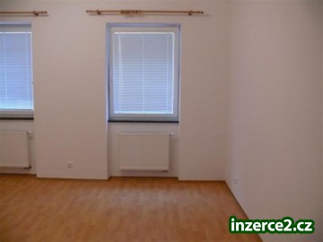 Pronájem bytu 1+1 v Českých Budějovicích_2 183390_2.jpg