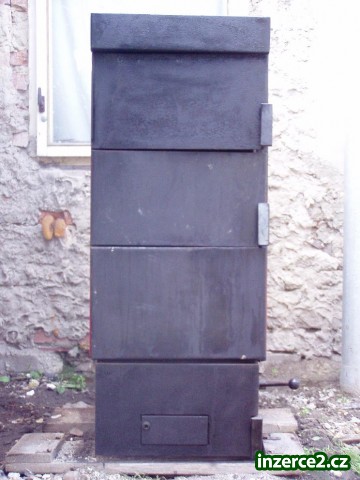 prodám kotel na tuhá paliva_1 183444_1.jpg