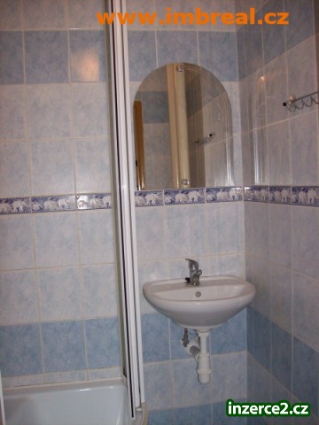 Prodej bytu 2+1, Sokolov, Boženy Němcové_1 184805_1.jpg