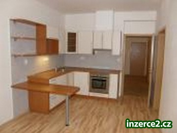 Pronájem bytu 2+kk v novostavbě u Duranu v Hradci Králové_2 185179_2.jpg