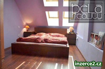 Luxusní novostavba půdního bytu 4+1 v centru HK_2 185252_2.jpg
