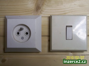Prodam starsi funkcni zasuvky a vypinace_1 187556_1.jpg