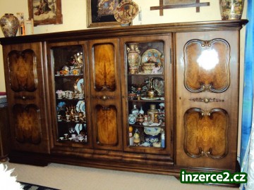 Starožitný nábytek - Prodej stříbrníku – sekretáře_2 188744_2.jpg