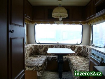 Karavan_2 19001_2.jpg