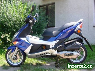Prodáme Skútr G-Max 125:_1 1902_1.jpg