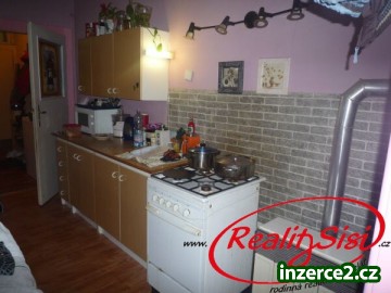 Nabízíme k prodeji byt 2+kk v Kutné Hoře_1 190390_1.jpg