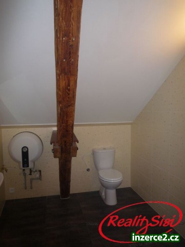 Nabízíme pronájem nebytových prostor v Kutné Hoře_2 190392_2.jpg