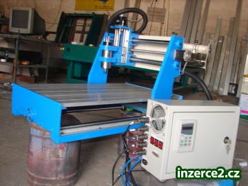 CNC PORTÁLOVÁ FREZA osy X 400 Y600 Z120mm_2 190550_2.jpg