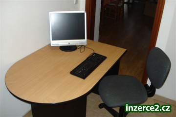 Prodám psací stůl- svetle drevo_1 190798_1.jpg