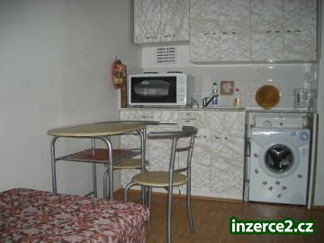 Pronajmeme garsoniéru na Praze 10- Záběhlice_2 19081_2.jpg