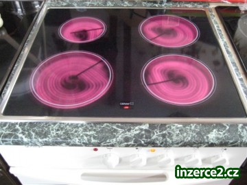 Sporák vestavný - Sklokeramická deska s troubou GORENJE_2 191113_2.jpg