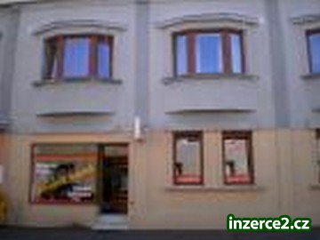 Pronájem prodejny v Hradci Králové v ul. Habrmanova_1 193156_1.jpg