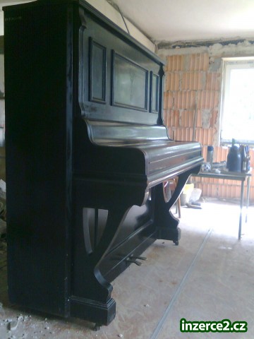Pianino Bluthner_1 194429_1.jpg