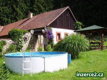 Pronajmu rekreační chalupu na samotě u lesa._1 194548_1.jpg