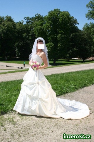 Luxusni svatebni saty Maggie Sottero_2 194942_2.jpg