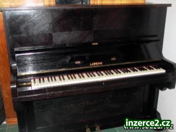 Prodám piano LORENZ -nové podložky pod klávesy,nové dvě struny, naladěny piano,pri rychlem jednani SLEVA...muzu vam ho privezt po dohode_1 197751_1.jpg