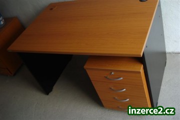 Prodám pekny kancelarsky stůl Hobis super cena_1 198506_1.jpg