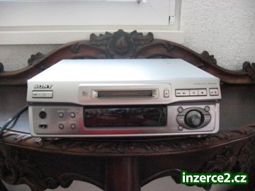 MiniDisc Deck SONY MDS-S40_1 200354_1.jpg