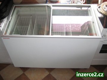 Mrazák prosklený pultový AHT_1 200570_1.jpg