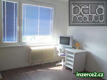 Na prodej hezký byt 2+1 v centru Přelouče_2 201444_2.jpg