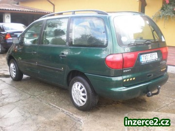 SEAT Alhambra 1.9 TDi_2 201626_2.jpg