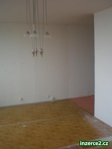 Družstevní byt 0+1 v Mostě_1 202063_1.jpg