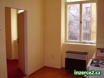 Prodám pěkný cihlový 1+1 v Plzni – nízké měsíční náklady_2 202368_2.jpg