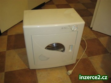Sušička prádla s odvětráváním do prostoru_1 203973_1.jpg