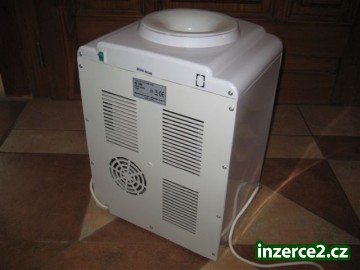 Výdejník vody FROMIN - zařízení ke stáčení vody z barelů_2 209445_2.jpg