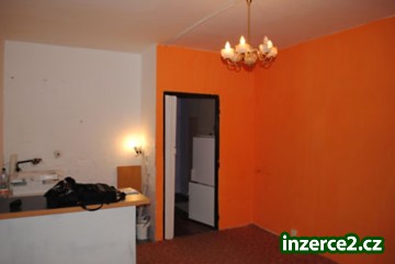 Prodej bytu 1+kk, Jabloňová, Praha 10_2 209755_2.jpg