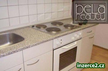 Hezký, zděný byt 3+1 s balkonem nedaleko centra_1 210764_1.jpg