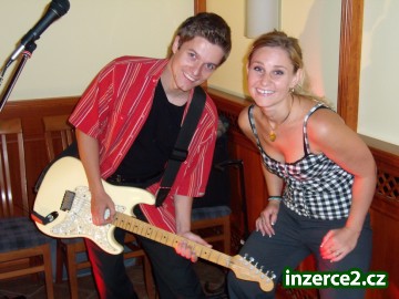 Hudba na svatbu, ples, jiné akce - Akcent Chrudim_2 211005_2.jpg
