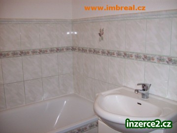 Prodej bytu 3+1 s lodžií, Chodov, Dukelských hrdinů_2 211416_2.jpg