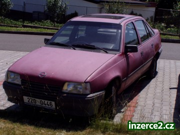 Prodám díly na Opel Kadett 1,6, rv89_2 21159_2.jpg