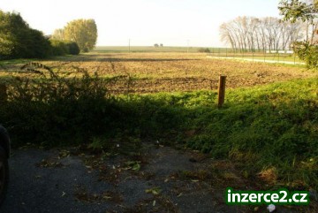 Prodej pozemků 6250m2 Olomouc-Nedvězí pro kombinaci bydlení i komerčního využití_1 212321_1.jpg