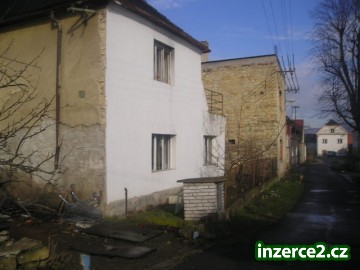 Prodej RD 4+1na Lhotce u Lovosic, okr. Litoměřice_1 2126_1.jpg