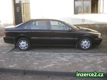 Volvo S80 sedan_1 213227_1.jpg