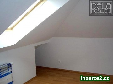 Novostavba půdního bytu 3+kk v OV nedaleko centra_2 214113_2.jpg