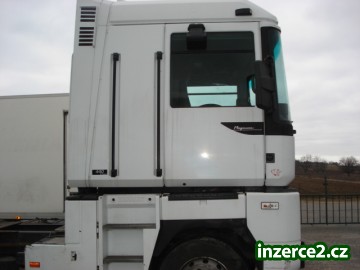 Prodám tahač Renault Magnum 440_2 215323_2.jpg