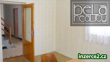 Prostorný RD 7+1 se zahradou na klidném místě_2 215735_2.jpg