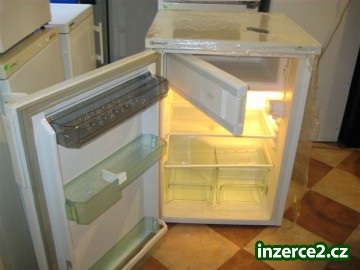 Lednice s mrazáčkem BAUKNECHT_1 215832_1.jpg