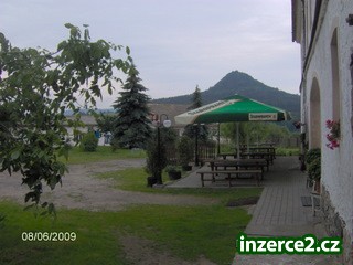 Hostinec u kostela Blíževedly_1 215897_1.jpg